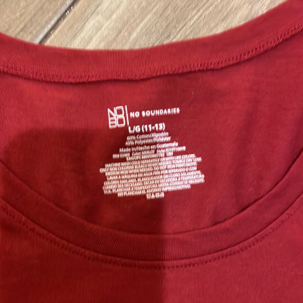 Red tee - Picture 2 of 2